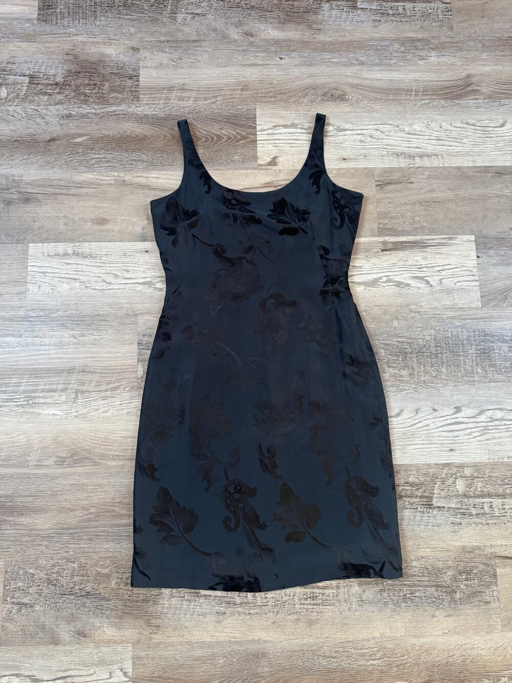 Vintage 90s Banana Republic Silk Floral Jacquard Sheath Dress Whimsigoth Goth 4